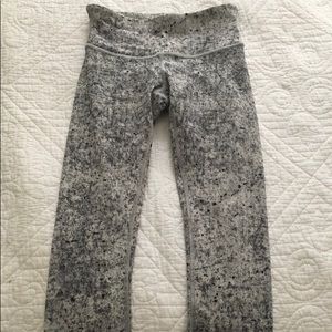 SUPER cute speckled Lululemon leggings